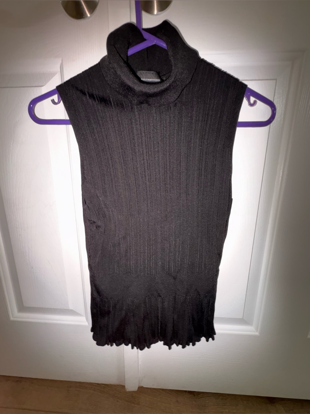 White House Black Market Black Sleeveless Ribbed Turtleneck Tank